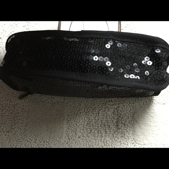 Gap sequin small zippered makeup bag/clutch - Picture 3 of 3